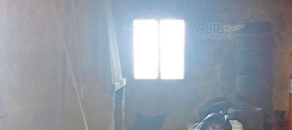 10 rooms Apartment in Santa Maria a Monte, Italy No. 48830 6