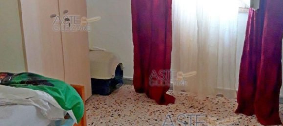 10 rooms Apartment in Santa Maria a Monte, Italy No. 48830 9