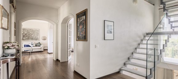 6 bedrooms Villa in Lucca, Italy No. 76787 12