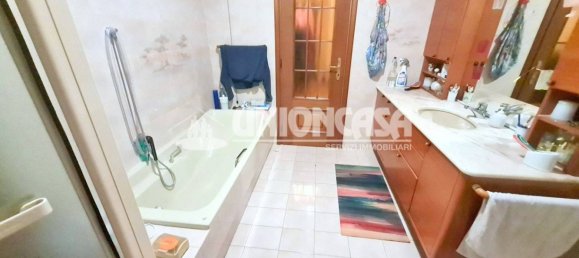 3 غرف نوم فيلا في Olgiate Comasco, Italy رقم 263506 15