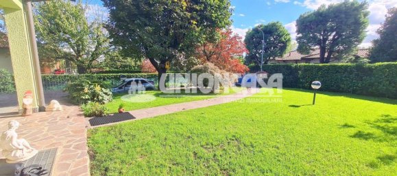 3 غرف نوم فيلا في Olgiate Comasco, Italy رقم 263506 2