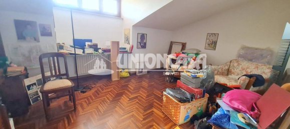 3 غرف نوم فيلا في Olgiate Comasco, Italy رقم 263506 20