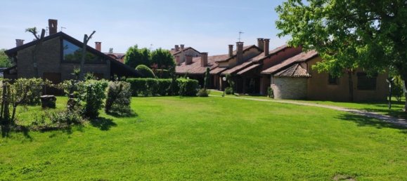 Casa de 2 habitaciónes en Porto Viro, Italy No. 88704 9