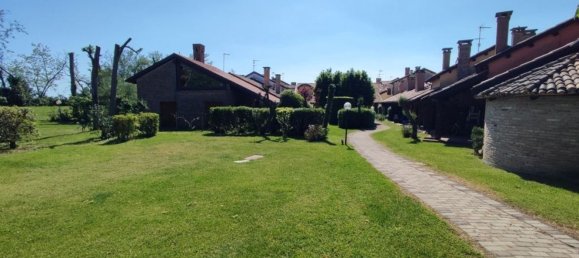 Casa de 2 habitaciónes en Porto Viro, Italy No. 88704 7