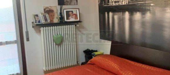 Квартира с 3 комнатами в Сериате, Италия № 109093 9