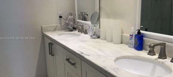 2 dormitorios propiedad comercial en venta en Miami, Miami-Dade, Florida, USA № 615081 16