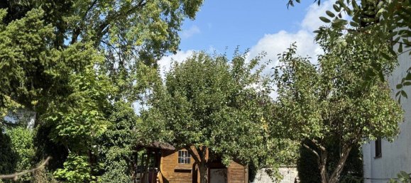 7 rooms House in Erlangen-Hochstadt, Germany No. 371114 5