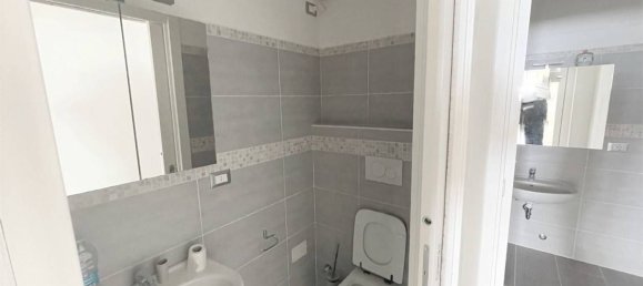 255m² Office in Padua, Italy No. 145982 23