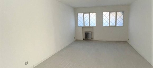 255m² Office in Padua, Italy No. 145982 20