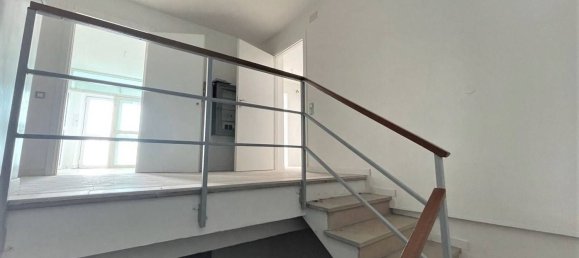 255m² Office in Padua, Italy No. 145982 8