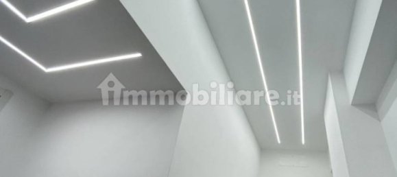 3 bedrooms Apartment in Rome, Italy No. 16881 20