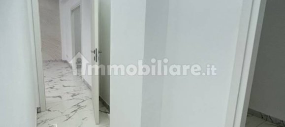 3 bedrooms Apartment in Rome, Italy No. 16881 32