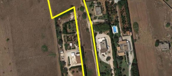 8000m² Land in Scorrano, Italy No. 254470 3