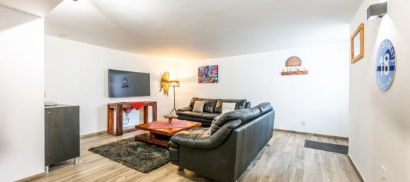 5 bedrooms Villa in Haute-Savoie, France No. 198020 17