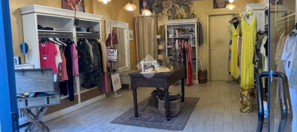 34m² Commercial property in Turin, Italy No. 353170 3