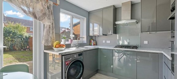 Casa de 2 dormitorios en Feltham, United Kingdom No. 9809 6