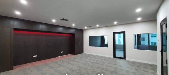 340m² Office in Bang Kapi, Thailand No. 22169 10