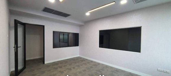 340m² Office in Bang Kapi, Thailand No. 22169 6
