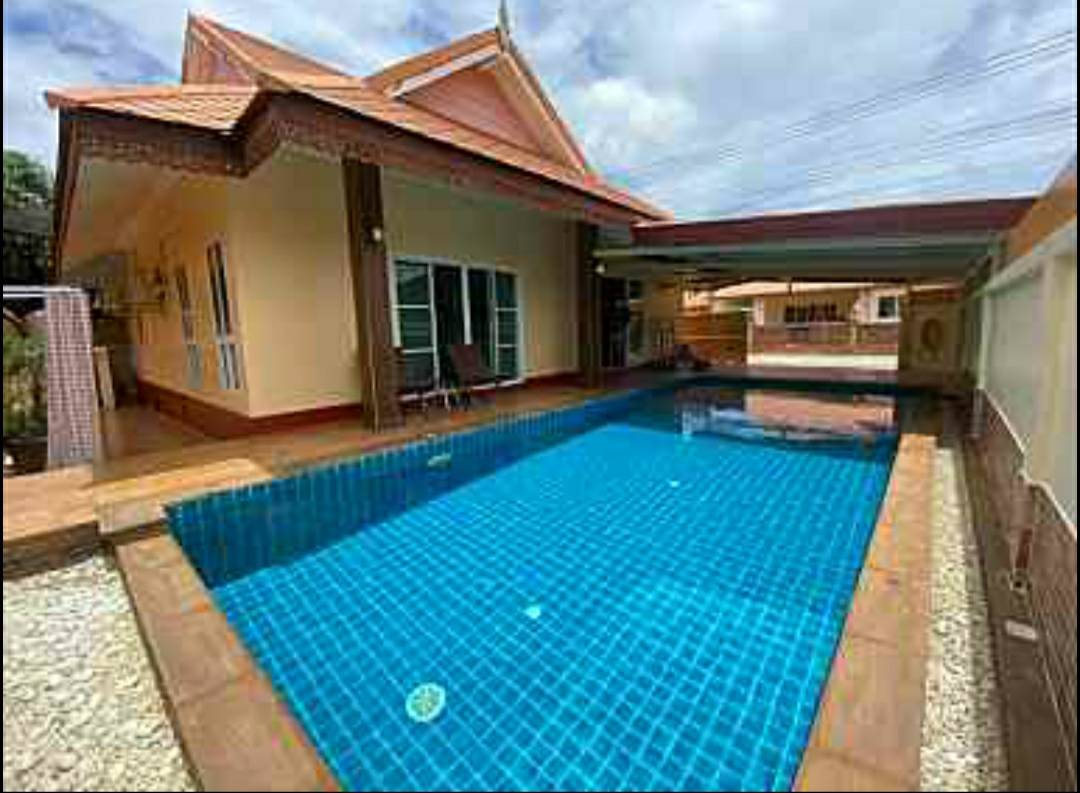 Кафе / ресторан с 3 спальнями в Паттайя, Таиланд № 2109