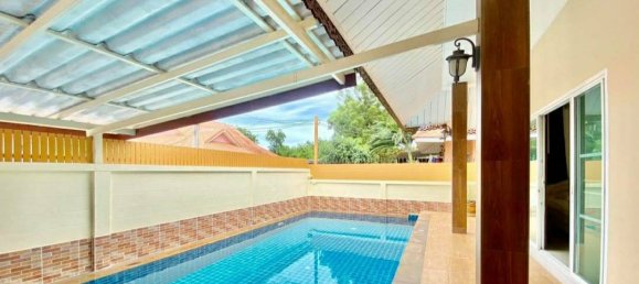 Кафе / ресторан с 3 спальнями в Паттайя, Таиланд № 2109 3