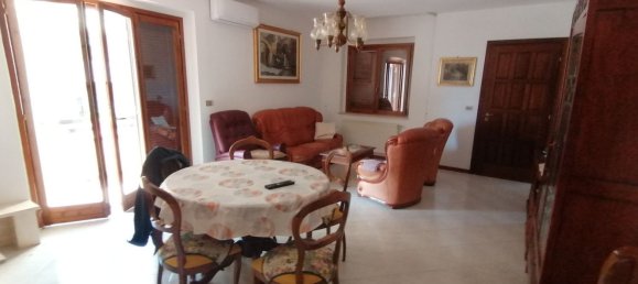 3 غرف نوم شقة في Pitigliano, Italy رقم 327523 4