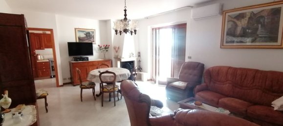 3 غرف نوم شقة في Pitigliano, Italy رقم 327523 2