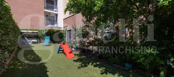 Apartamento T2 em Rozzano, Italy N.º 296774 21