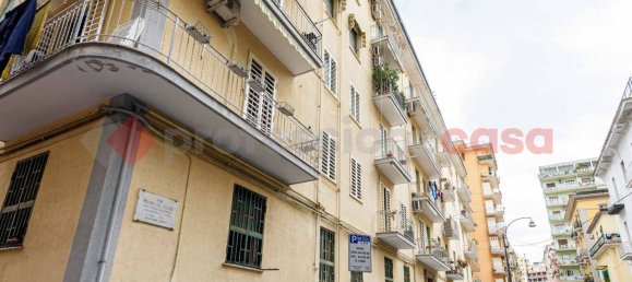 Studio à Naples, Italy No. 333162 2