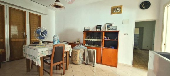Villa de 7 habitaciónes en Misano Adriatico, Italy No. 30236 11