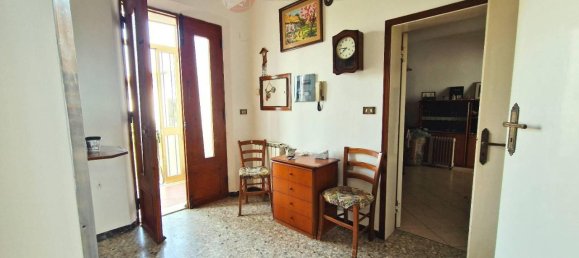 Villa de 7 habitaciónes en Misano Adriatico, Italy No. 30236 3