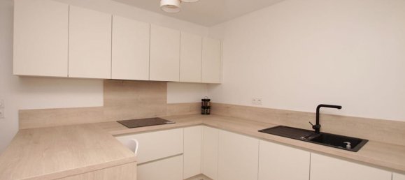 2 bedrooms Apartment in Rhone, France No. 284301 2