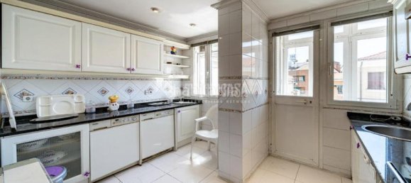 2 bedrooms Apartment in Madrid, Spain No. 140601 19