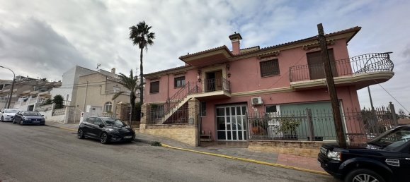 930m² Commercial property in San Miguel de Salinas, Spain No. 285916 4