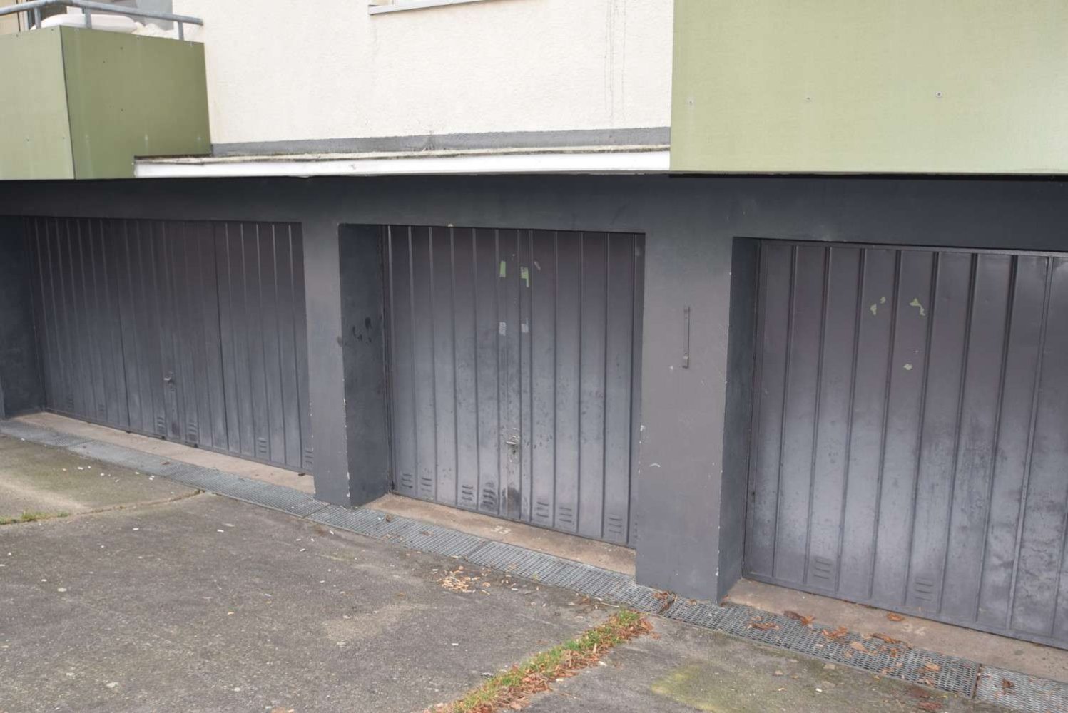  Parking in Offenbach, Germany No. 188500