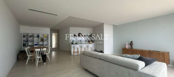 2 Schlafzimmer Wohnung in Zebbug, Malta, Nr. 5839 3