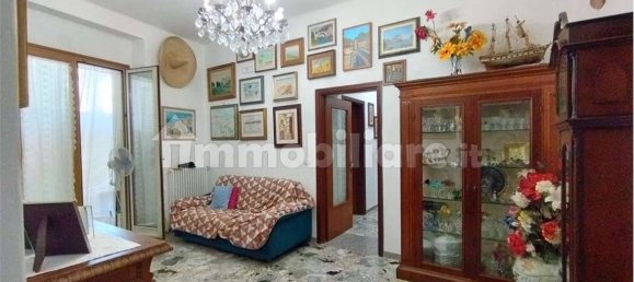 3 Schlafzimmer Wohnung in Brindisi, Italy, Nr. 294176 4