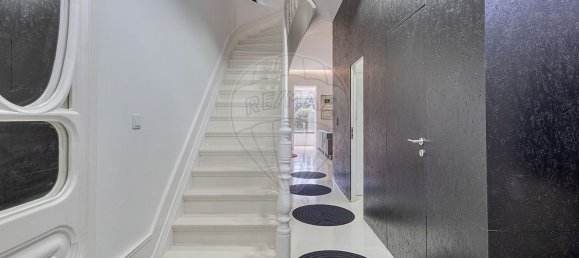 3 bedrooms House in Vila Nova de Gaia, Portugal No. 176387 5