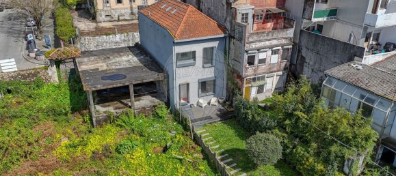 3 bedrooms House in Vila Nova de Gaia, Portugal No. 176387 2