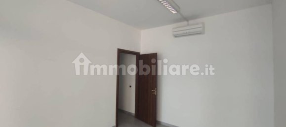 5-Zimmer Gewerbliche Immobilie in Poggibonsi, Italy, Nr. 39677 29
