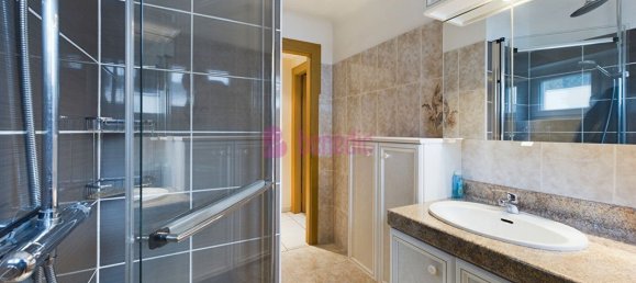 Apartamento de 2 dormitorios en Morhange, France No. 41428 4