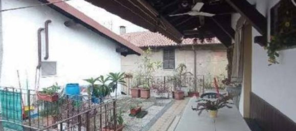 4 Schlafzimmer Wohnung in Golasecca, Italy, Nr. 282582 7