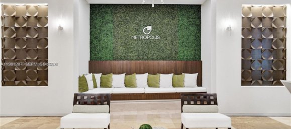 3 chambres propriété commerciale à louer à Miami, Miami-Dade, Florida, USA № 615325 6