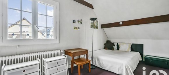 3 bedrooms House in Bondy, France No. 358465 7