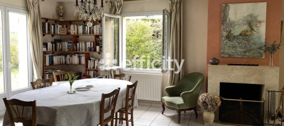 5 bedrooms House in Orgeval, France No. 129196 2