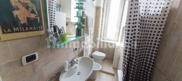 2 bedrooms Apartment in Rome, Italy No. 44740 6