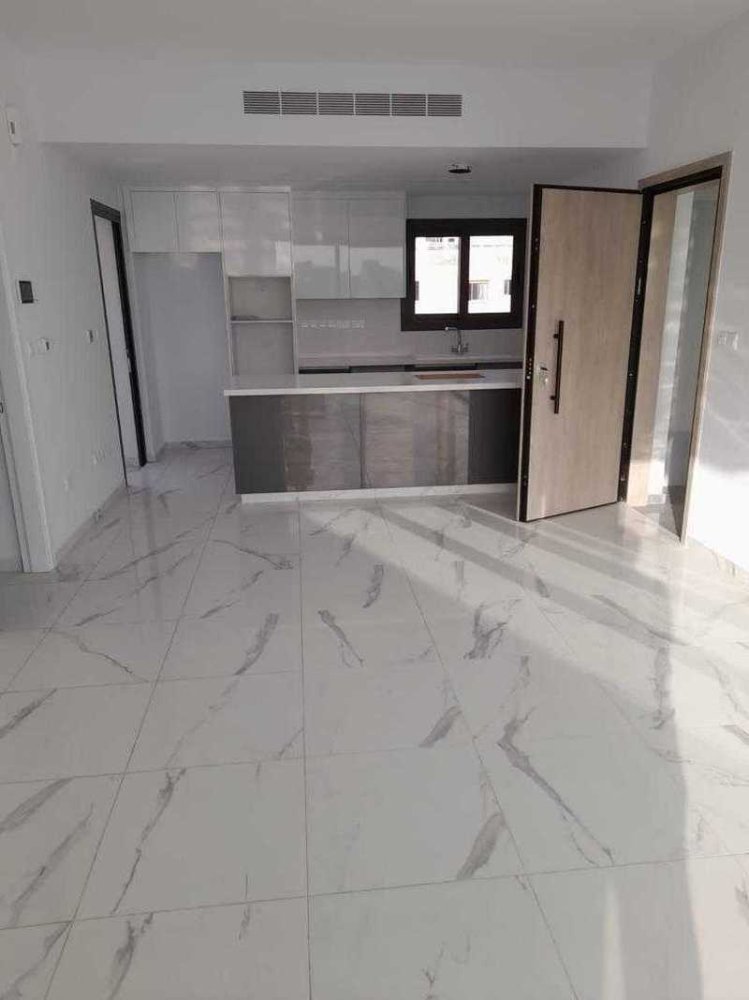 2 bedrooms Apartment in Agios Georgios, Cyprus No. 7925