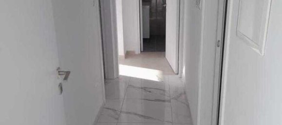 2 bedrooms Apartment in Agios Georgios, Cyprus No. 7925 3