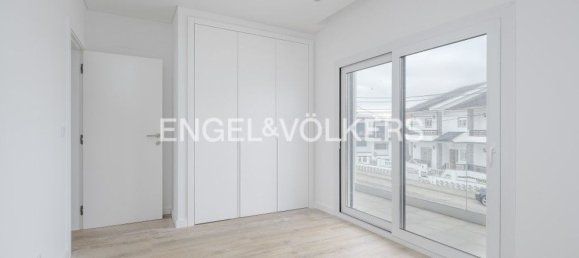 4 Schlafzimmer Haus in Corroios, Portugal, Nr. 14226 25