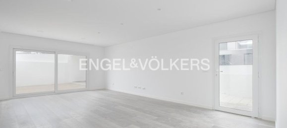 4 Schlafzimmer Haus in Corroios, Portugal, Nr. 14226 2