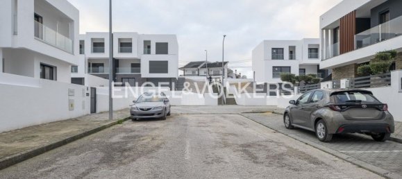 4 Schlafzimmer Haus in Corroios, Portugal, Nr. 14226 38